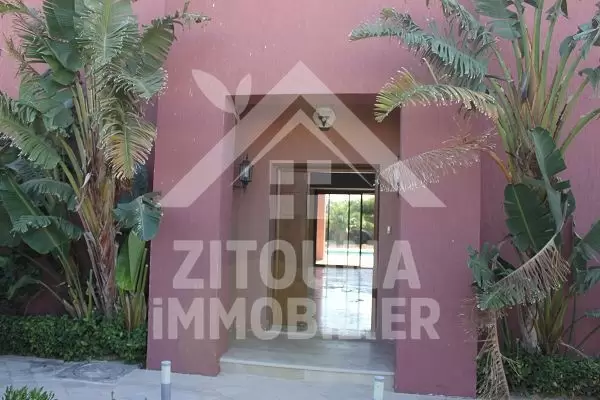 A LOUER une belle villa à Gammarth Golf