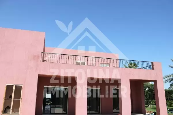 A LOUER une belle villa à Gammarth Golf