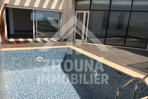 A vendre un loft à La Soukra