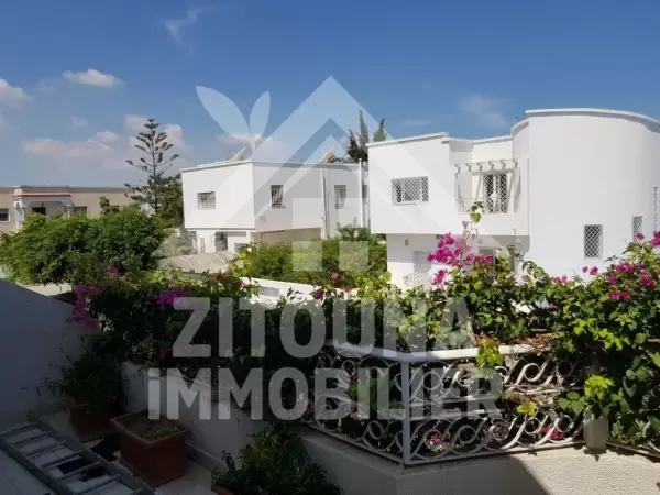 Un étage de villa à louer