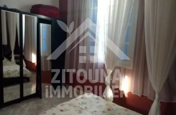 A vendre un appartement au RDC à la Marsa Ville