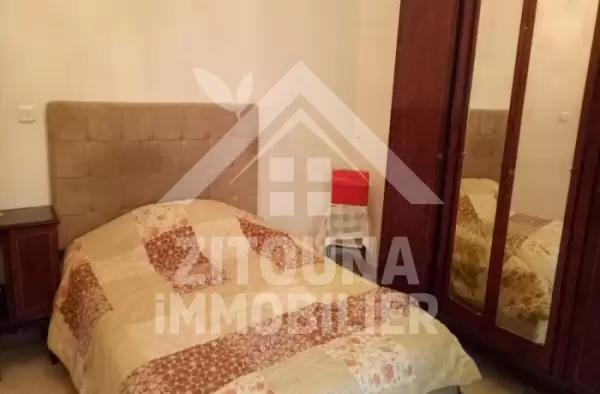 A vendre un appartement au RDC à la Marsa Ville