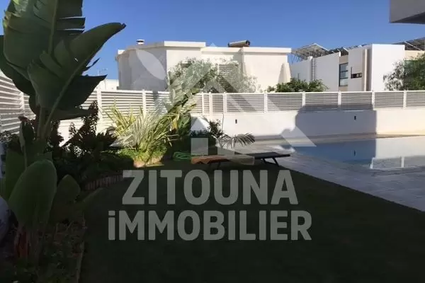 A vendre cette somptueuse villa au Lac 2