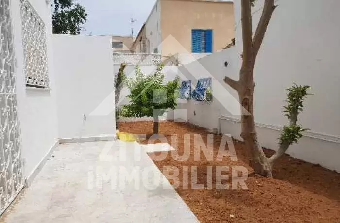 A louer un appartement à Amilcar