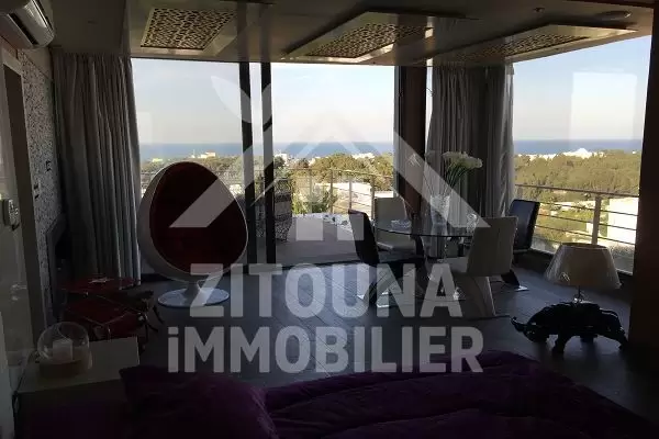 VIP Étage de villa au Golden Tulip