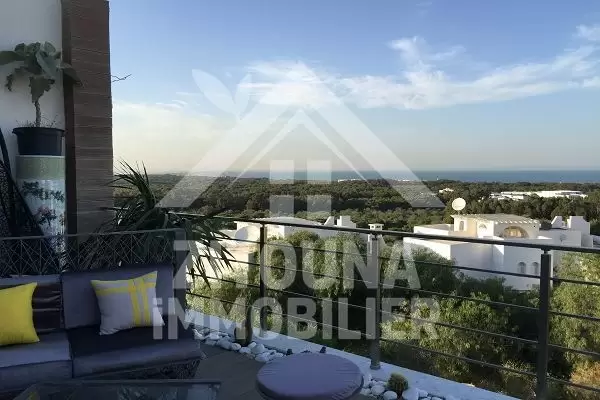 VIP Étage de villa au Golden Tulip