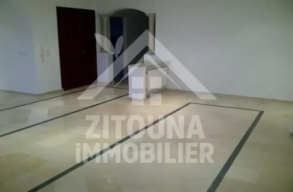 A louer un étage de villa à la Marsa