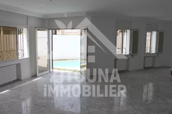 Villa à louer à Gammarth