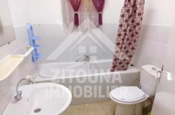 A Louer un rez de chaussée meublé dans une résidence bien gardée à Mourouj