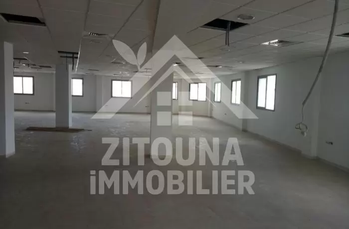 A louer un immeuble à usage bureautique au Charguia