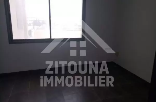 A louer un immeuble à usage bureautique au Charguia