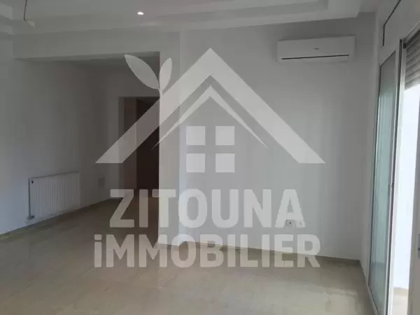 A louer un appartement meublé à La Marsa Plage