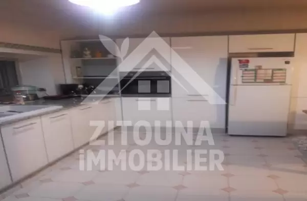 A louer une demeure de charme luxueuse à Manar