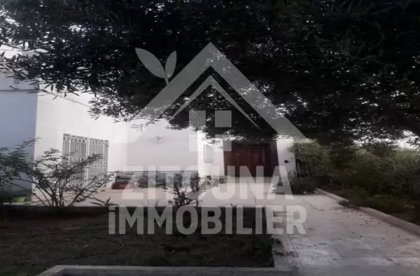 A louer une demeure de charme luxueuse à Manar