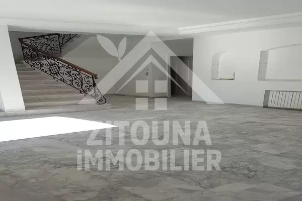 A louer une belle villa à cité la roseraie La Marsa