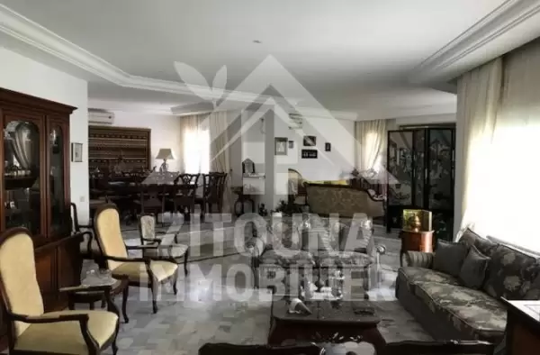 A vendre une belle villa à Chotrana 1