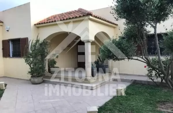 A louer une villa de charme à la Soukra