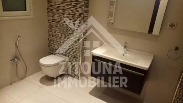 A louer un appartement de luxe aux les jardins de Carthage