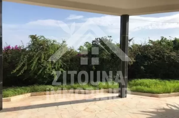 A vendre une villa très bien situé à Gammarth Supérieur