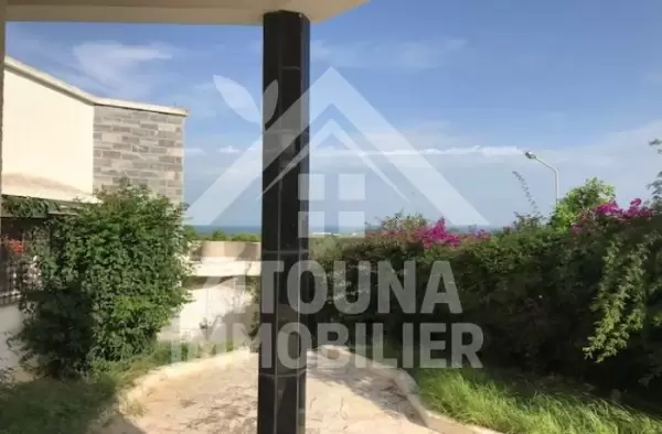 A vendre une villa très bien situé à Gammarth Supérieur