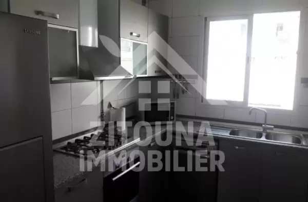 A louer un appartement dans une résidence gardée à Gammarth