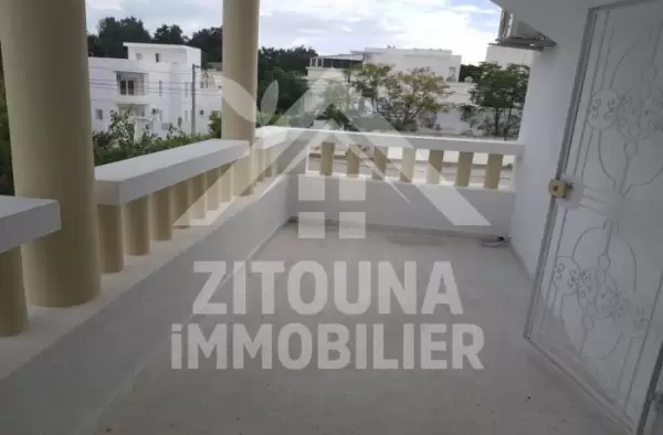 A louer un étage de villa à la Marsa