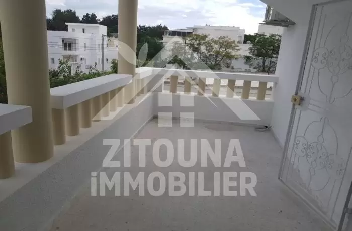 A louer un étage de villa à la Marsa