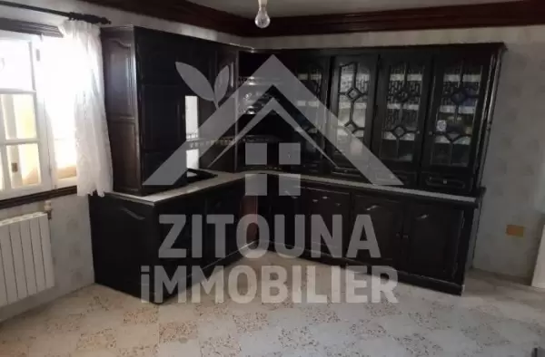 A louer un étage de villa à la Marsa