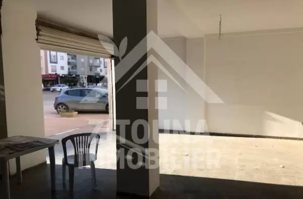 A vendre un local commercial de 210 m2 au Morouj