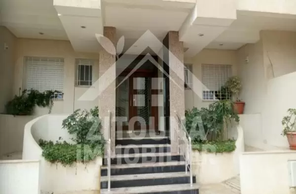A vendre un appartement dans une residence bien gardée à la Marsa