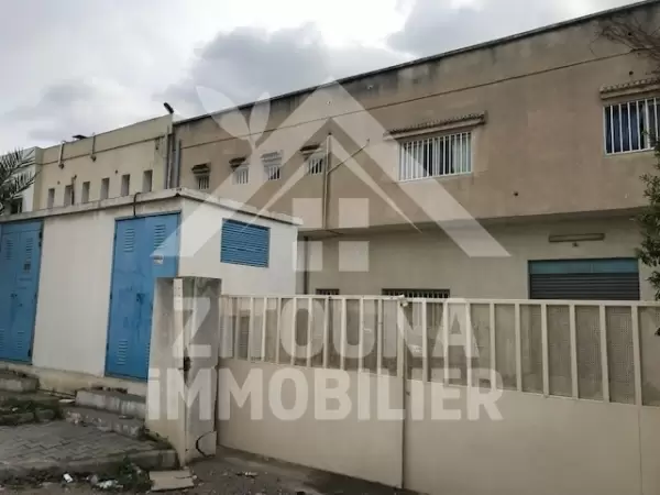 A louer un entrepôt atelier et administration à Ezzahra