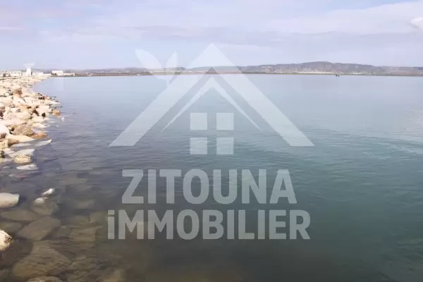 Terrain à vendre à Kaalat Landalous