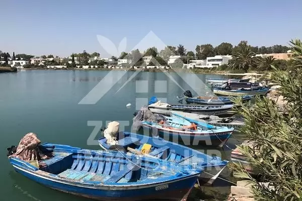 A louer un rez de chaussée de villa meublé à Carthage Dermech