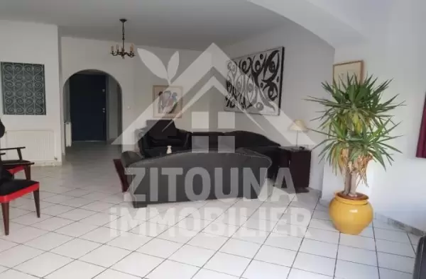 A vendre un duplex à Gammarth Tulip