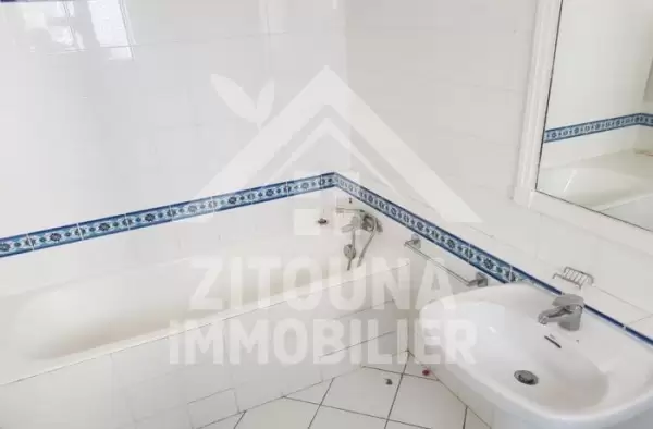 A vendre un duplex à Gammarth Tulip