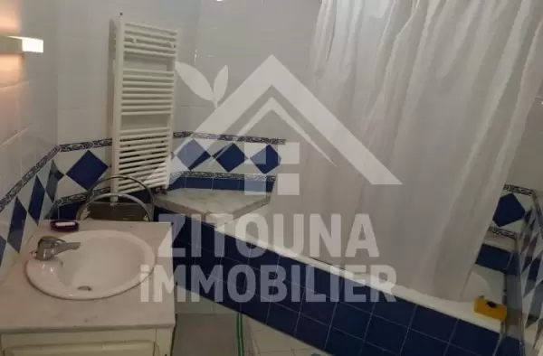 A vendre une villa à la Marsa Aéroport