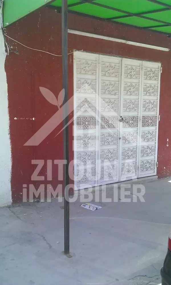 A vendre deux locaux fond et mur à Ariana