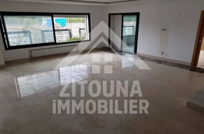 A louer un duplex de très haut standing et neuf aux Les Jardins de Carthage