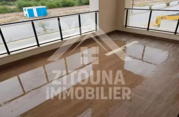 A louer un duplex de très haut standing et neuf aux Les Jardins de Carthage