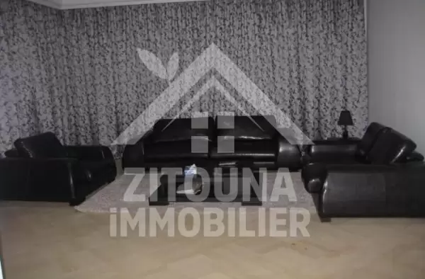 A louer un appartement meublé au Lac 1