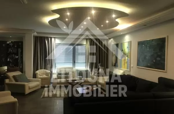 A vendre une villa de charme à Carthage