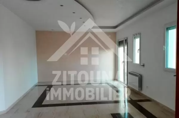 A louer un étage de villa à la Marsa