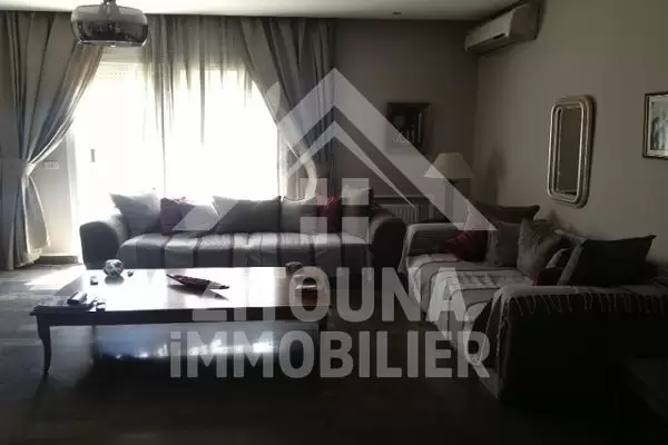 A vendre un bel appartement à Gammarth