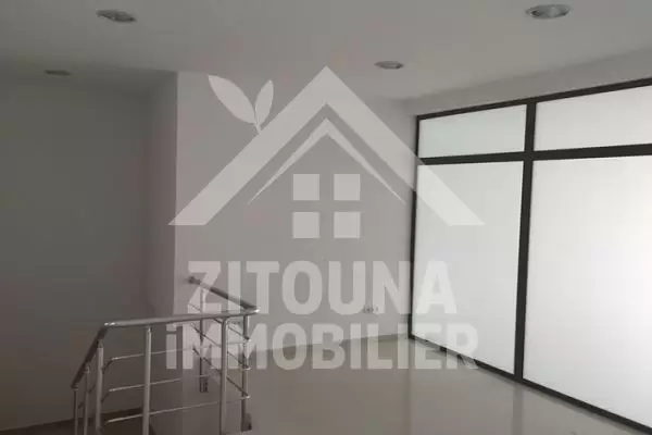 À louer des bureaux au Lac 2