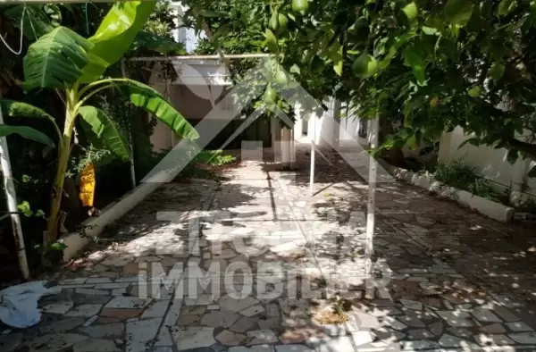 A louer une belle villa à la Marsa Corniche
