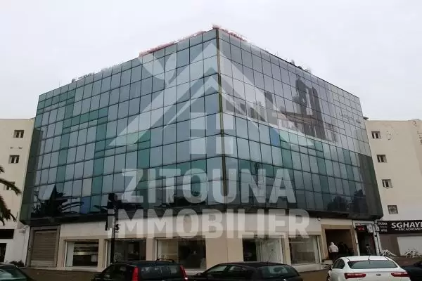 A louer un bureaux à laouina