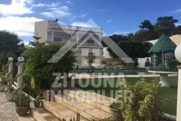 A vendre une magnifique villa à Ras Jbel Bizerte
