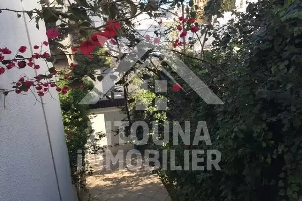 Rez de chaussée de villa à louer