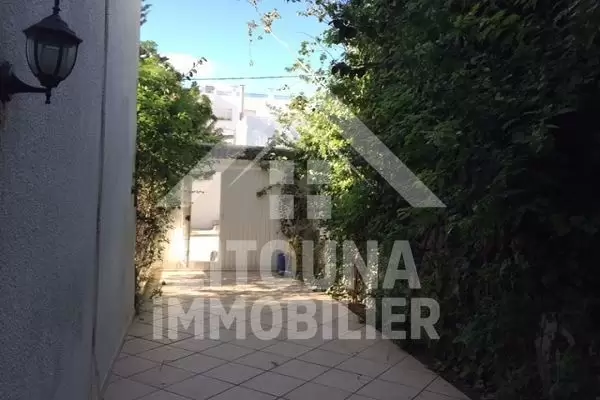 Rez de chaussée de villa à louer