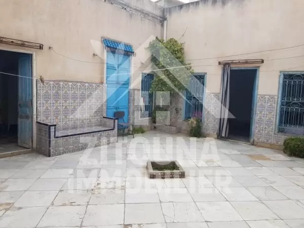 A vendre une maison arabesque à Beb El falla